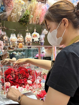 Baby three gây sốt ngày Valentine, nhu cầu mua tăng cao