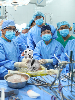 CSGT mở đường, 3 bệnh viện thần tốc lấy đa tạng từ người chết não cứu 7 người