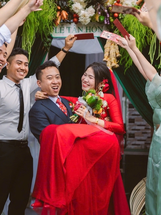 Độc đáo đám cưới trang trí bằng 200 kg rau, củ, quả và đặc sản quê hương