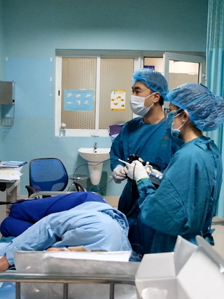 Loại bỏ u dưới niêm mạc không cần phẫu thuật, đột phá trong điều trị ung thư sớm