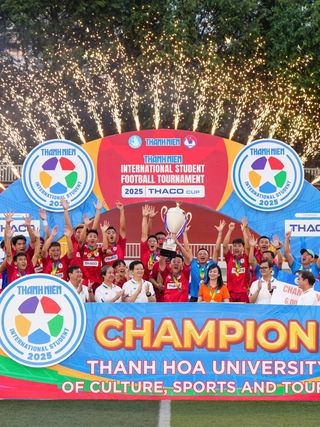 Trường ĐH VH-TT-DL Thanh Hóa đăng quang