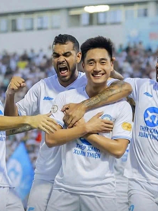 Bảng xếp hạng V-League: Đà Nẵng lại bị trả về đáy, Bình Dương vẫn có thể… rớt hạng