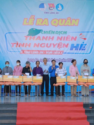 Gần 3,4 tỉ đồng cho các công trình, phần việc tình nguyện hè tại Long An