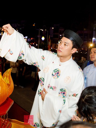 NSND Trịnh Kim Chi, Quốc Trường tham gia lễ rước tượng Phật