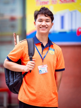 Chàng thủ khoa điển trai bật mí bí quyết ôn thi hiệu quả