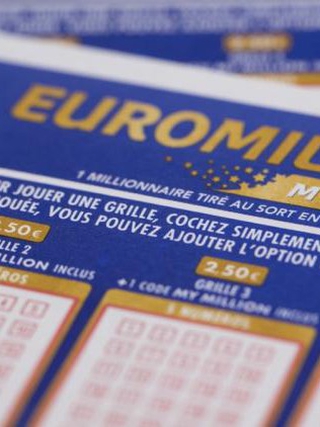 Vé số độc đắc 7.300 tỉ đồng, kỷ lục của EuroMillions đã có chủ