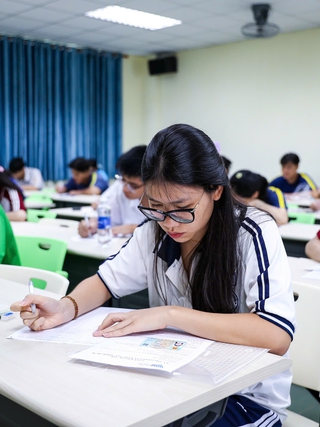 Tuyển sinh ĐH 2025: Lưu ý tránh nhầm lẫn tên chương trình