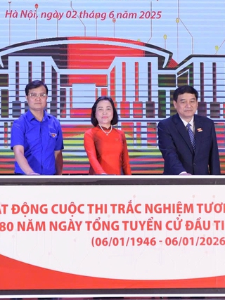 Cơ hội để thế hệ trẻ nuôi dưỡng lòng yêu nước