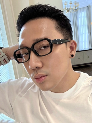 Showbiz 19.6: Trấn Thành phản bác; Hồ Ngọc Hà quảng bá quê hương