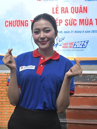 'Thí sinh 2k7 hãy tự tin, tụi mình đi cùng các bạn'
