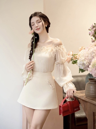 Diện trang phục tiểu thư ngày hè ‘đốn tim’ mọi ánh nhìn