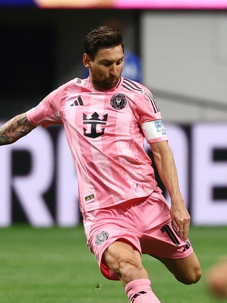 Cử chỉ đặc biệt của Messi gây sốt Club World Cup, Chủ tịch FIFA lên tiếng
