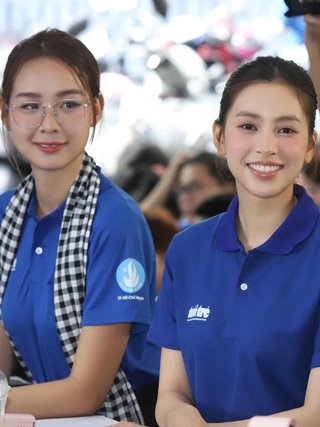 Dàn hoa hậu, người nổi tiếng ‘cháy’ hết mình với Mùa hè xanh