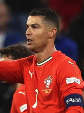 Vì vợ, Ronaldo mở cơ hội thi đấu cùng Messi tại MLS: CĐV phấn khích