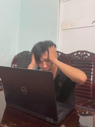 Không có kỹ năng từ chối, người trẻ nói 'dạ' nhưng lòng thì mệt