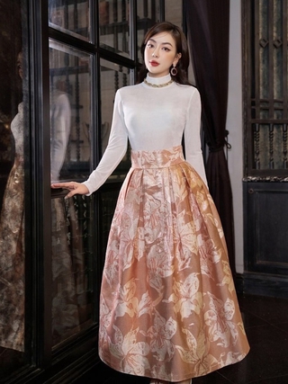 Định hình lại phong cách với áo thun cổ lọ