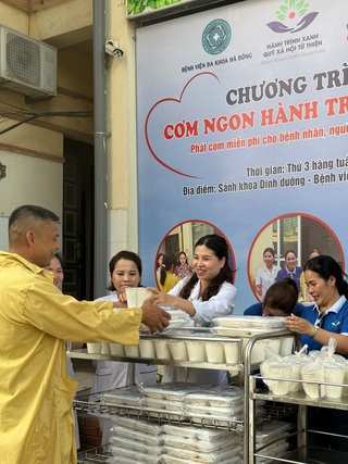 Vòng tay yêu thương, tương trợ những mảnh đời khó khăn
