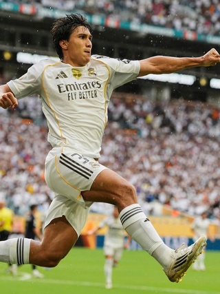 FIFA Club World Cup 2025™: Đang có một Real Madrid rất khác