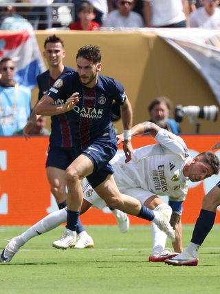 Sốc: PSG ‘nghiền nát’ Real Madrid để đấu Chelsea chung kết Club World Cup, HLV Alonso choáng váng