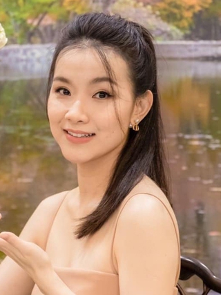 Hoa hậu Thùy Lâm khoe 2 con sở hữu chiều cao 'khủng'