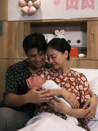 Ngô Thanh Vân tiết lộ cuộc sống khi làm mẹ ở tuổi 46