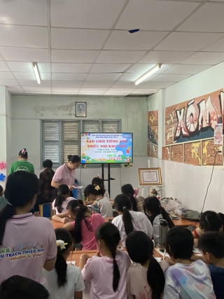 Sài Gòn còn lắm chữ thương