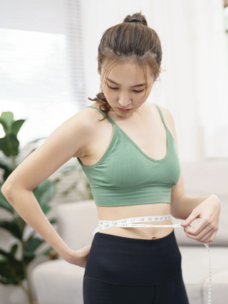 Cắt giảm hoàn toàn tinh bột liệu có giảm cân?