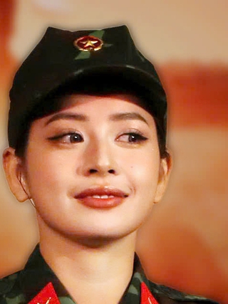 Chi Pu sốc vì một câu nói của Hòa Minzy ở 'Sao nhập ngũ 2025'