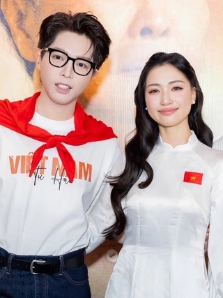Đức Phúc động viên Hòa Minzy giữa biến cố