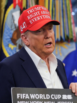 Tổng thống Mỹ Donald Trump và Chủ tịch FIFA công bố lễ bốc thăm World Cup 2026