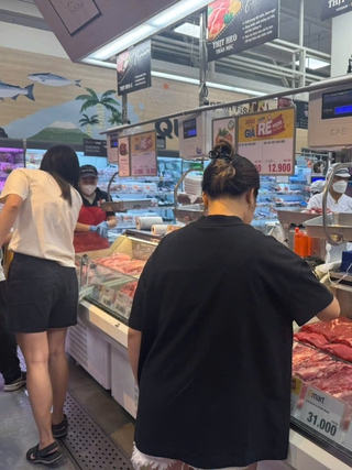 Heo nội bị dịch bệnh, heo ngoại giá rẻ tràn về