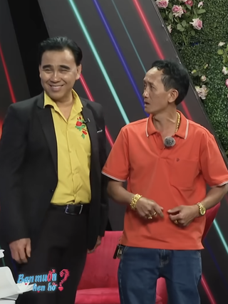 Chủ lò mổ mang 11 cây vàng đi tìm vợ nhưng bị mẹ đơn thân từ chối