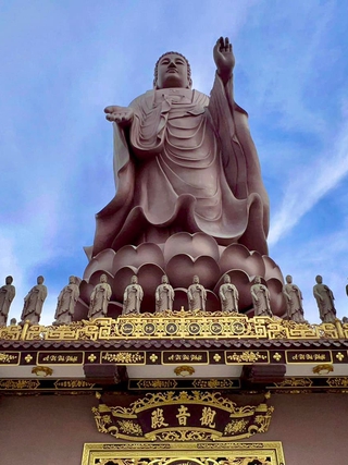 Ngôi chùa như 'bồng lai tiên cảnh' giữa núi rừng An Giang