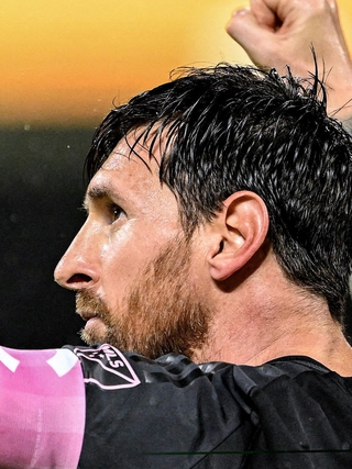 Messi lập tiếp kỷ lục không tưởng với bóng đá Mỹ, Busquets chính thức giải nghệ