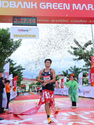 Sốc với kỷ lục mới được lập sâu tại giải quốc tế Green Marathon 2025