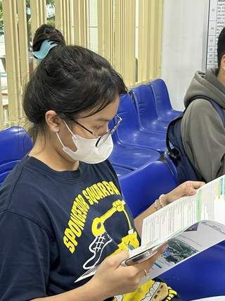 Vay vốn học tập: Tuyệt đối tránh vay nóng vì dễ rơi vào 'bẫy' tín dụng đen