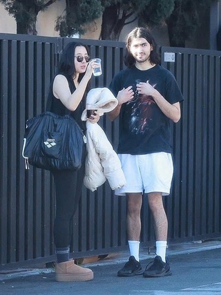 Con trai Michael Jackson hiếm hoi lộ diện giữa lúc gia đình tranh chấp tài sản