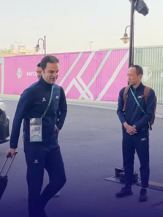 'Ông vua thẻ phạt' đã tới sân, sẵn sàng điều hành ‘mượt’ tứ kết U.23 Việt Nam đại chiến UAE