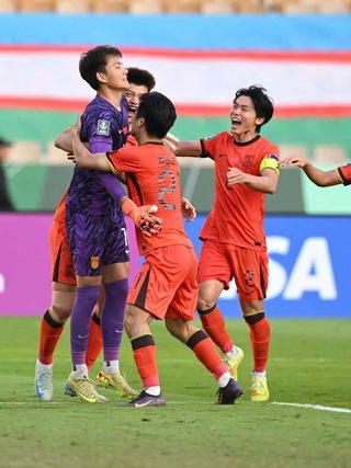 Thủ môn Trung Quốc có phong độ ‘thần thánh’, sẵn sàng cản bước U.23 Việt Nam: Anh là ai?