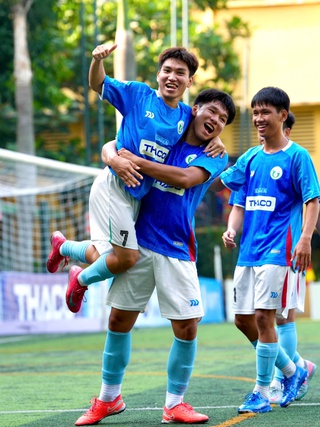 Trường ĐH Sư phạm TDTT TP.HCM 2-2 Trường ĐH Lạc Hồng: Cựu vương đoạt vé vào play-off