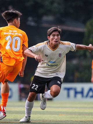 Trường ĐH Ngân hàng TP.HCM 7-0 Học viện Hàng không Việt Nam: Thắng dễ, chia tay đẹp