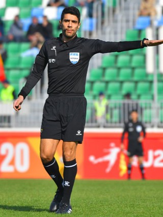 Trọng tài ‘mát tính’ thổi trận U.23 Việt Nam và Hàn Quốc tranh hạng ba, tổ VAR có người Thái