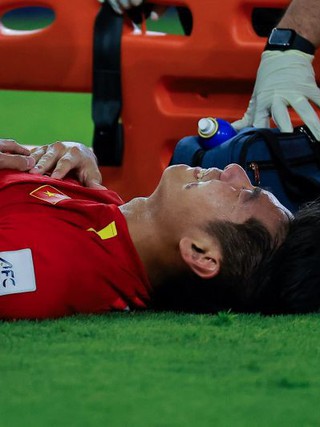 Chấn thương của Hiểu Minh dưới lăng kính của nguyên bác sĩ đội tuyển: 'Khi cơ thể bị đẩy quá giới hạn'