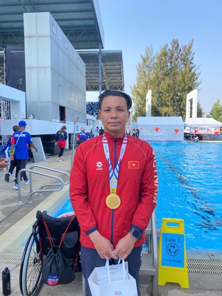 Việt Nam có HCV đầu tiên tại ASEAN Para Games 13: Anh Khoa lập công