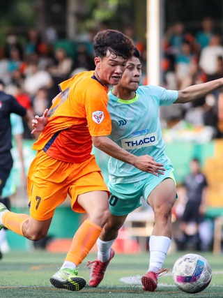 Trường ĐH Công nghệ Kỹ thuật TP.HCM 0-0 ĐH Kinh tế TP.HCM: 10 người kiên cường