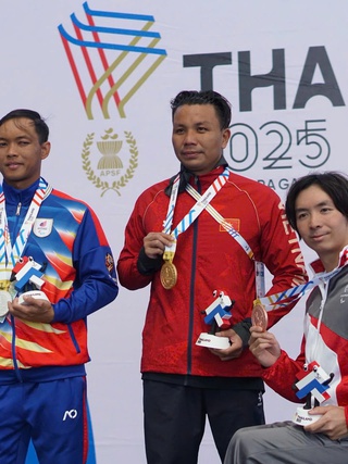 'Người sắt' Anh Khoa tỏa sáng ở ASEAN Para Games