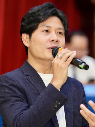 Nhạc sĩ Nguyễn Văn Chung: 'Mẹ thích tôi thi Bách khoa, nhưng...'