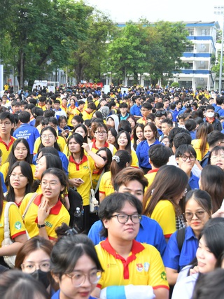 Choáng ngợp và xúc động với gần 70.000 người trẻ chọn đi tình nguyện ngày xuân