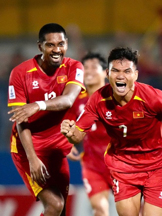 Dòng chảy Việt kiều đổ về V-League sẽ giúp đội tuyển Việt Nam đẳng cấp hơn