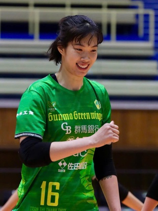 Thanh Thúy cùng CLB Gunma Green Wings ngược dòng bất thành tại giải bóng chuyền Nhật Bản